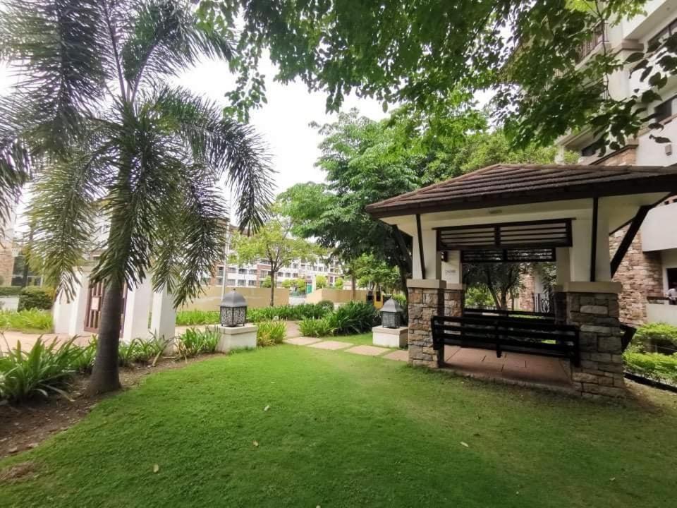 Alles One Oasis Condo Davao Near Sm Mall With Wifi Exterior photo